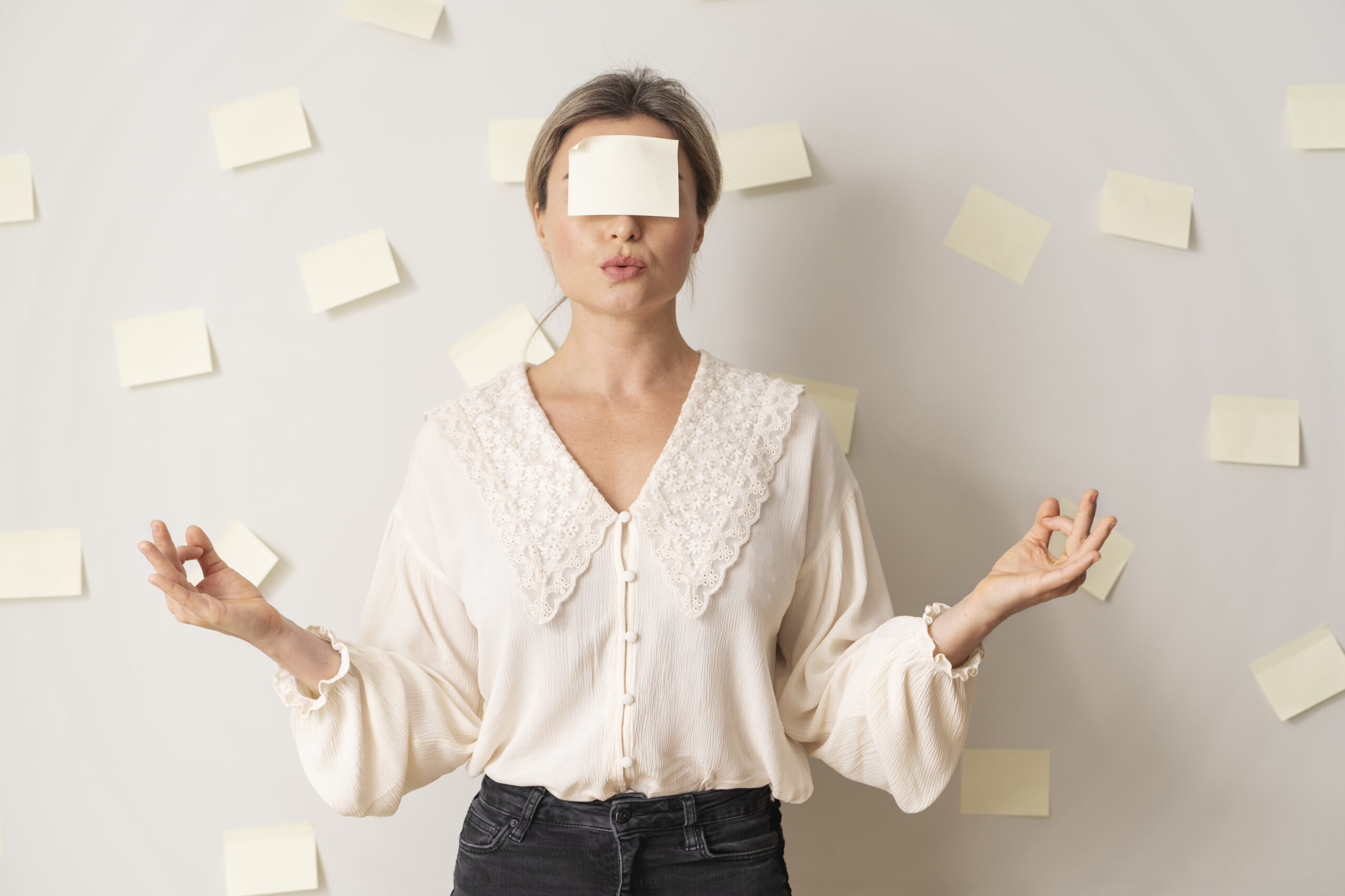 The Hidden Toll of Microstress – And How to Take Back Control - Mindtemp, image size:2560x1707